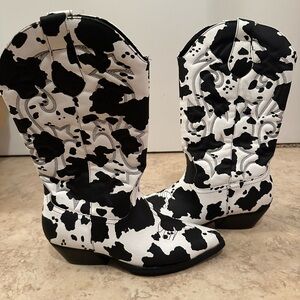 ASOS Cow-Print Western Cowboy Boots - Black & White